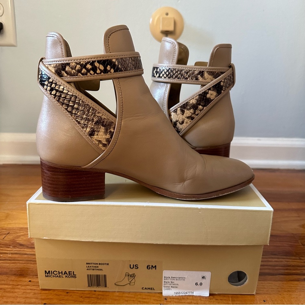 Michael Kors Boots